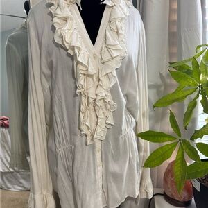 Women's vintage style Newport News Elegant Cream Blouse